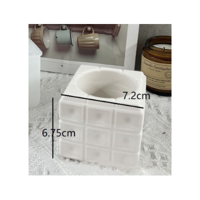 Mabkhra CARRÉ   Ref: Cnn-11